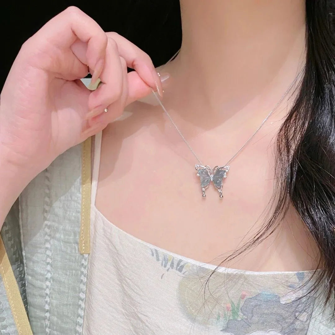 Ice Crystal Butterfly Necklace – Elegant Clavicle Chain