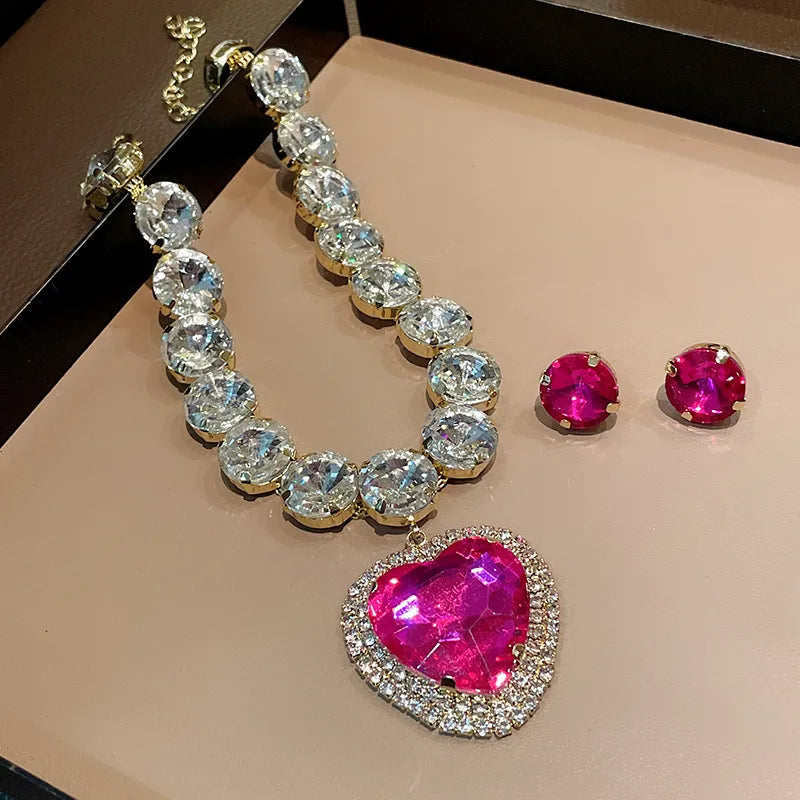 Luxury Diamond-Flower Pearl Necklace Rose Red (Two-Piece Set)