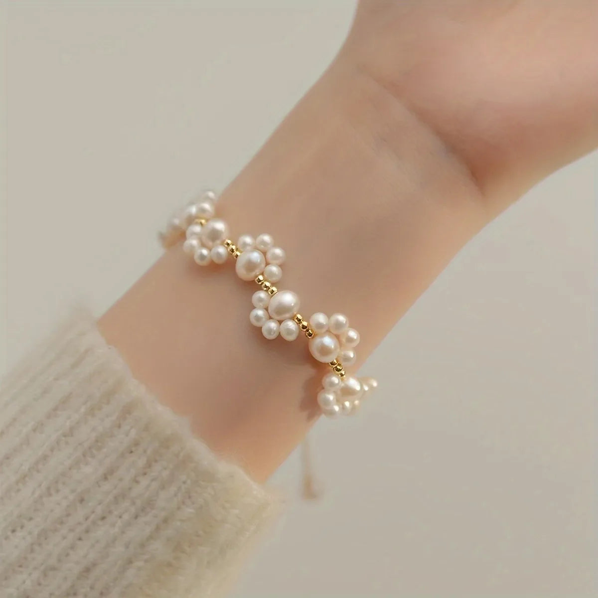 legant Aura Pearl Bracelet with Golden Touch