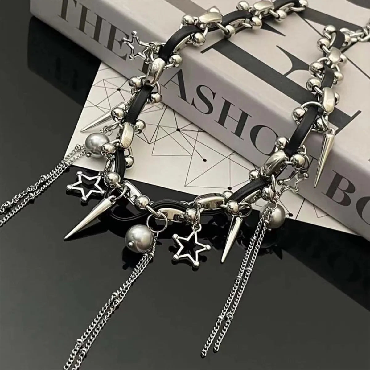Hip-Hop Punk Star Tassel Necklace – Gothic Chain Choker with Spikes & Pearl Charms