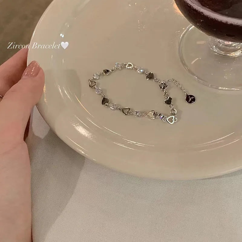 Zircon Heart Charm Bracelet – Dainty Sparkling Jewelry for Women