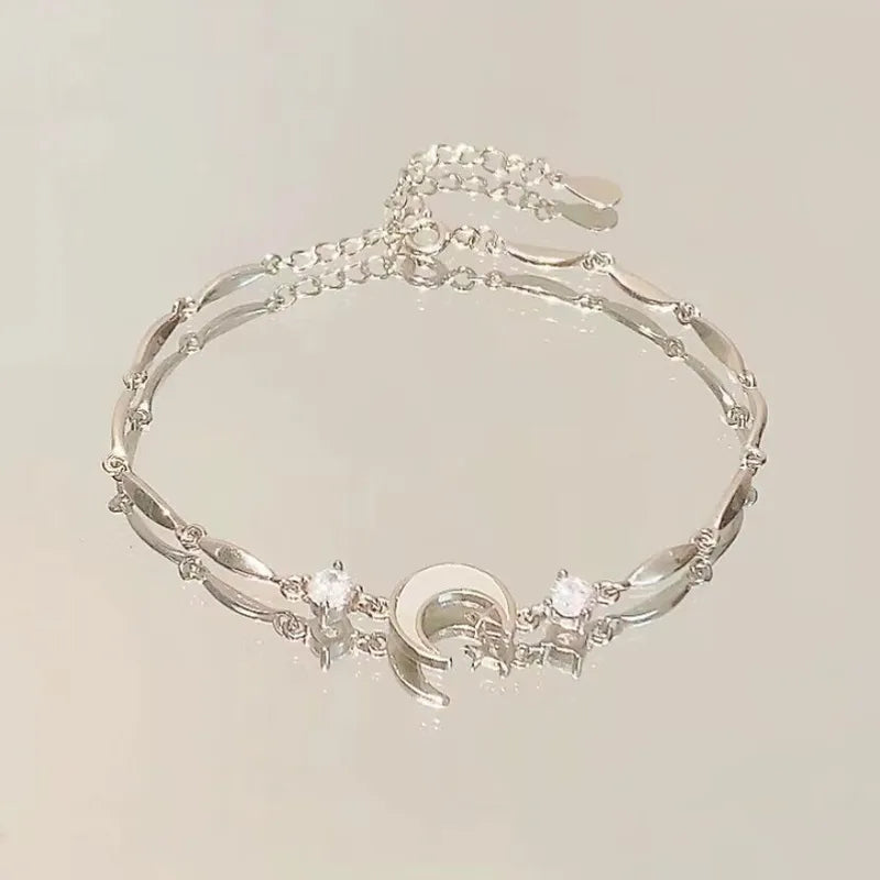 Lunar Charm Crescent Moon Zircon Bracelet – Elegant Silver Chain