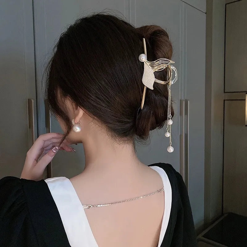 Pearl Leaf Dangle Clip (Code-ZX#457)