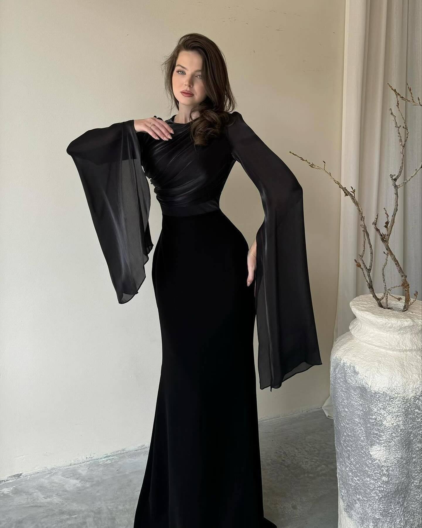 Women's Elegant White Maxi Dress – Long Sleeve Draped Cape Gown for Evening & Formal Occasions