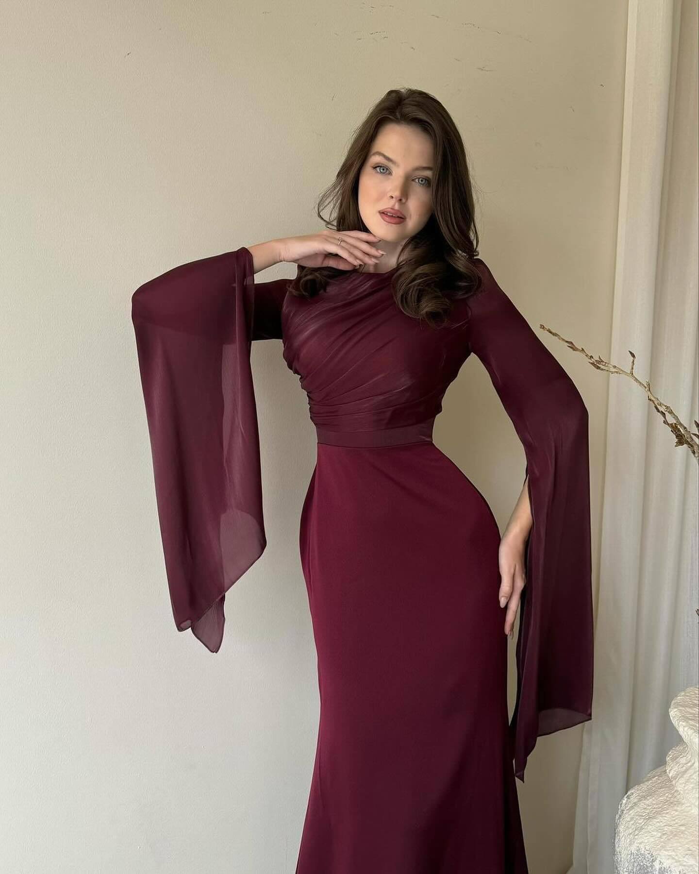 Women's Elegant White Maxi Dress – Long Sleeve Draped Cape Gown for Evening & Formal Occasions