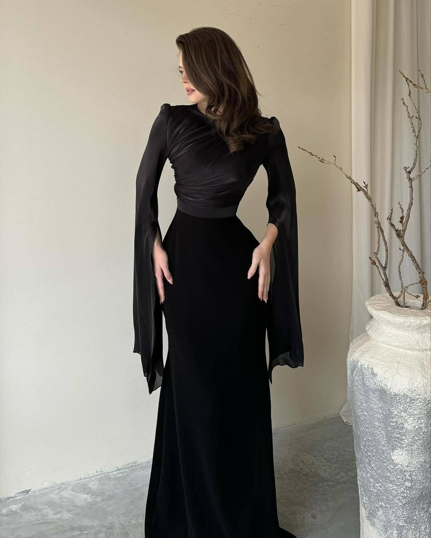 Women's Elegant White Maxi Dress – Long Sleeve Draped Cape Gown for Evening & Formal Occasions