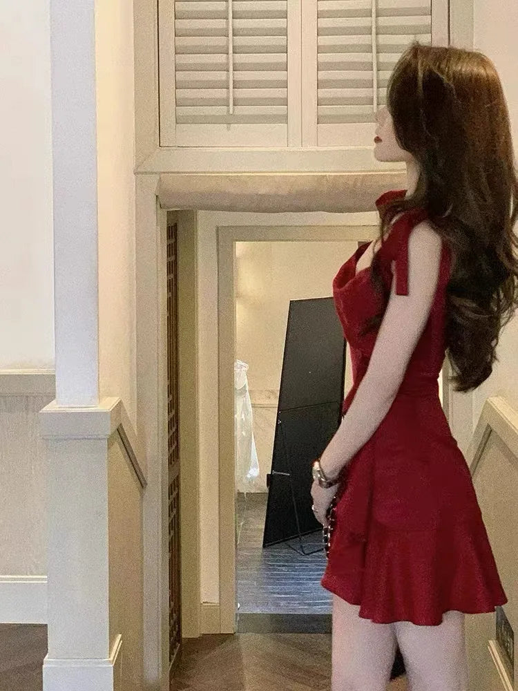 Women's Hot Girl Red Sling Dress β Elegant Summer Sleeveless A-Line Mini Dress with Slim Waist