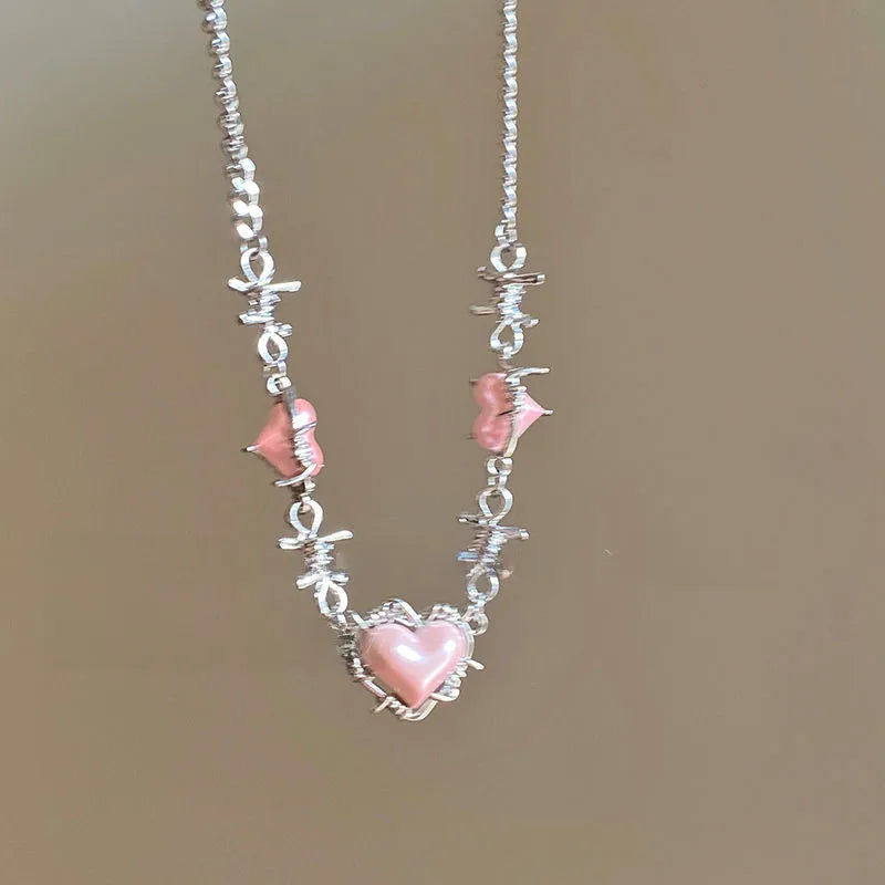 Sweet Cool Thorns Love Pendant with Pearls | Y2K Light Luxury Women’s Clavicle Chain