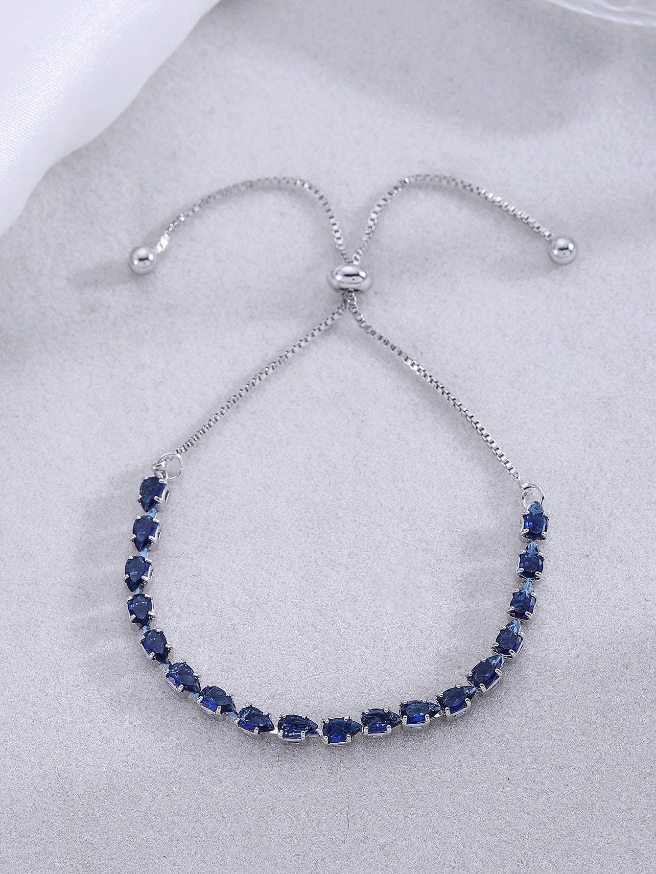 Royal Blue Zircon Tennis Bracelet – Elegant Silver Square-Cut Jewelry