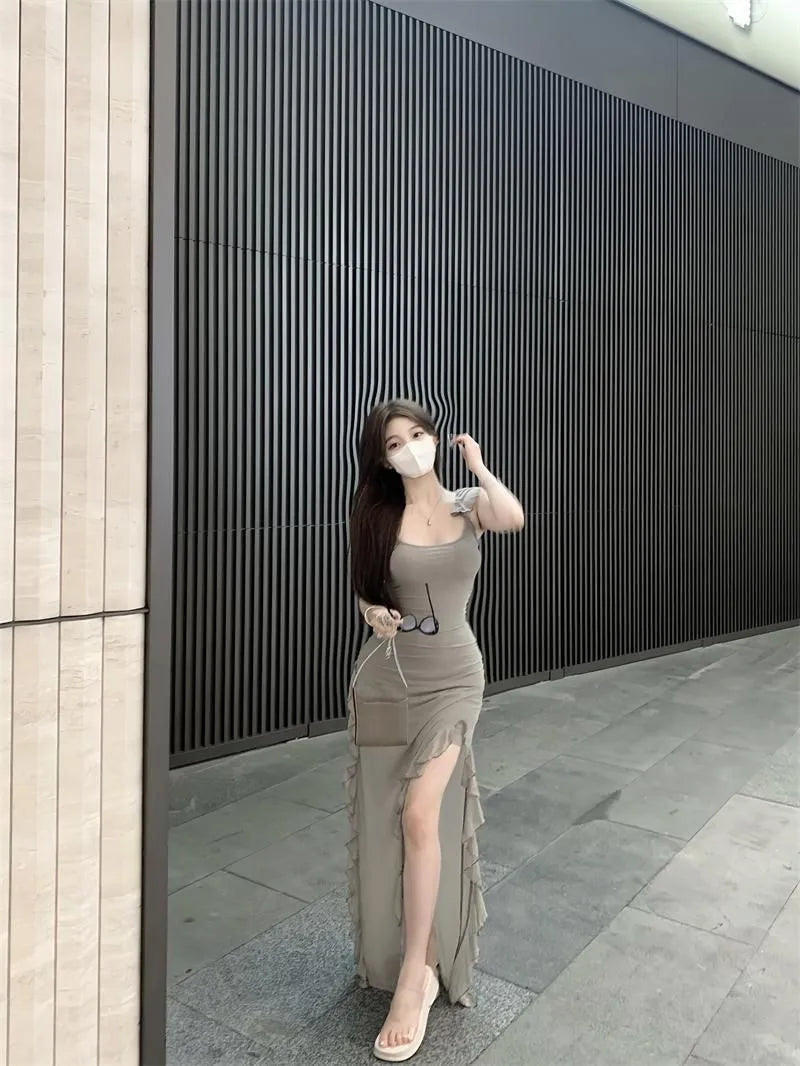 Elegant Taupe Ruched Maxi Dress – Sleeveless Ruffle Slit Slim Fit Evening Gown