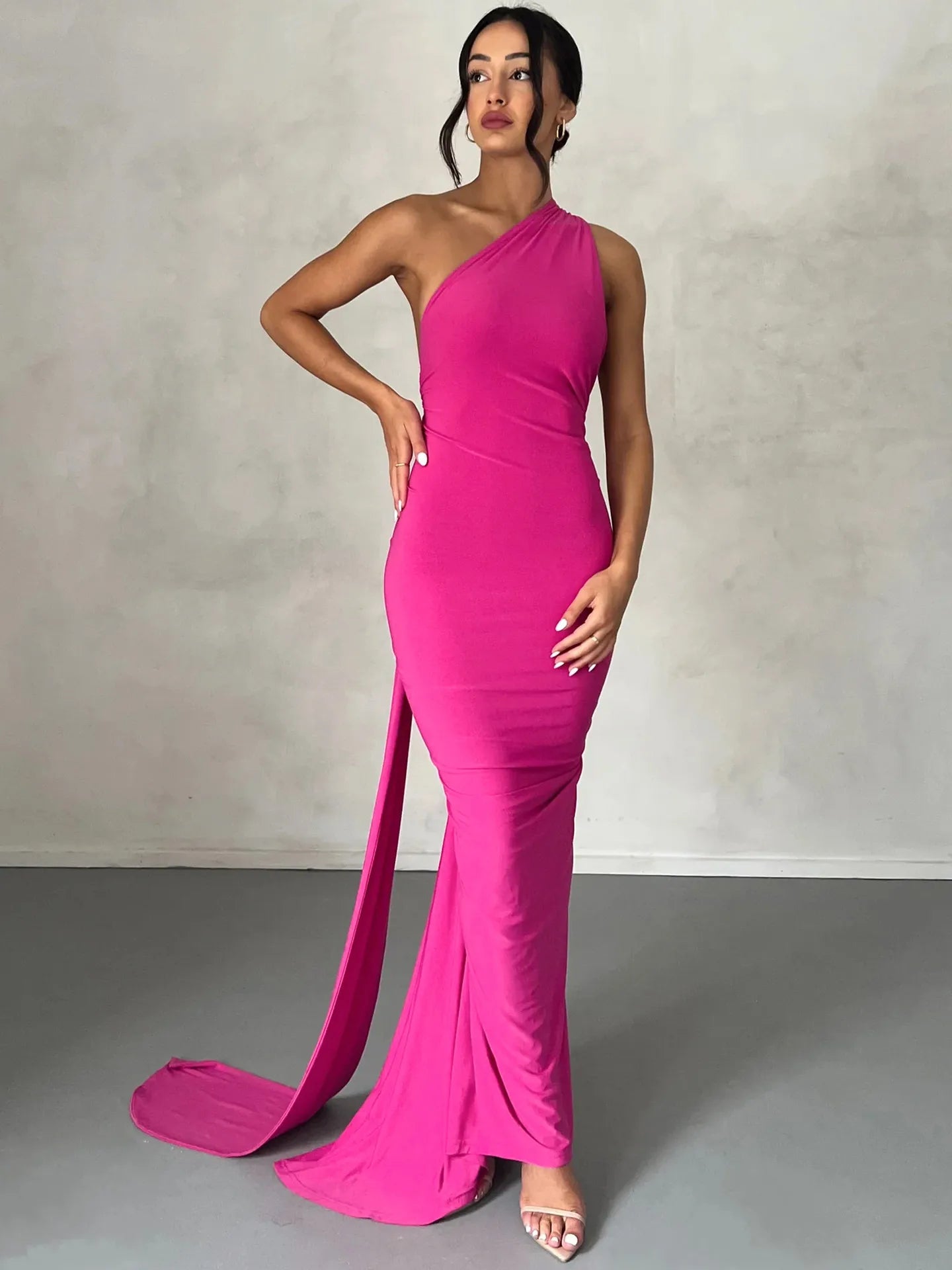 Women's Elegant Black Halter Neck Backless Evening Gown β Sleeveless Bodycon Maxi Dress with Train