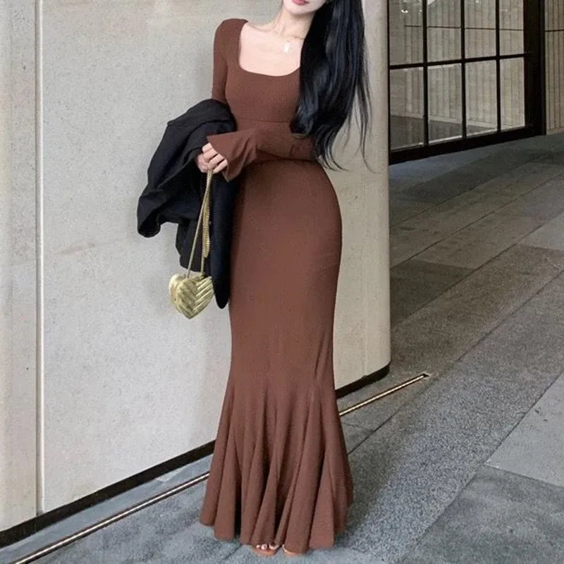 Women's Elegant Wine Red Bodycon Maxi Dress – Square Neck Long Sleeve Slim Fit Evening Gown