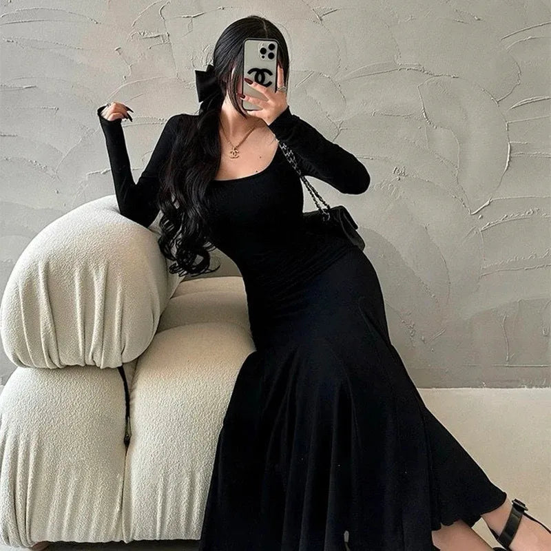 Women's Elegant Wine Red Bodycon Maxi Dress – Square Neck Long Sleeve Slim Fit Evening Gown