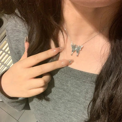 Ice Crystal Butterfly Necklace – Elegant Clavicle Chain
