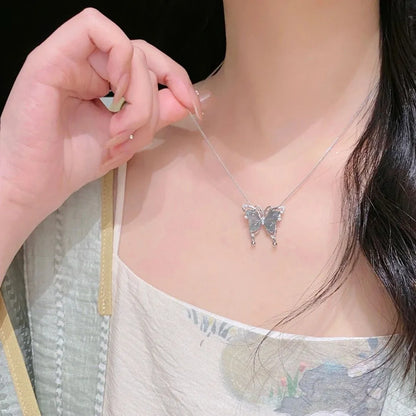 Ice Crystal Butterfly Necklace – Elegant Clavicle Chain