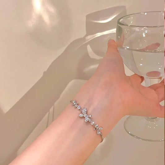 Sparkling Butterfly Charm Bracelet – Elegant Crystal Zircon Jewelry for Women