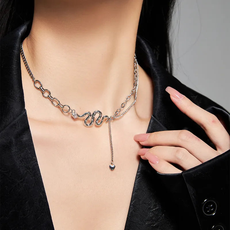 Serpent Chain Heart Necklace (Code-ZX#557)