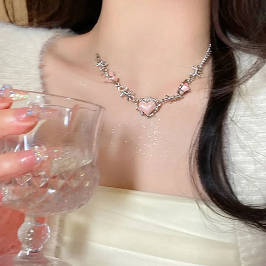 Sweet Cool Thorns Love Pendant with Pearls | Y2K Light Luxury Women’s Clavicle Chain